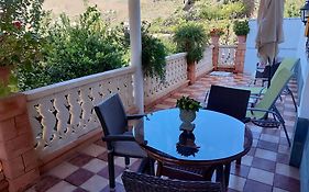 Casa Reyes Fataga Apta Reyes